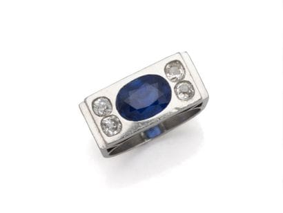 Small-finger ring in platinum 850 thousandths,...