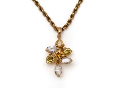 Pendant in 750 thousandths gold set with...