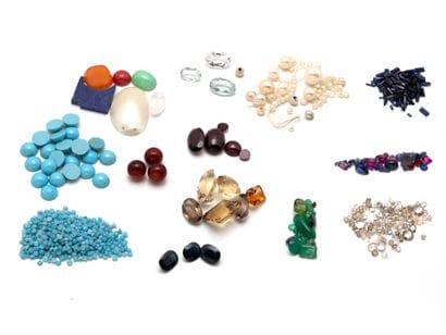 Lot of precious, fine, ornamental, colored...
