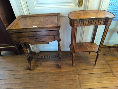 Travailleuse en placage de ronce, XIXe siècle....