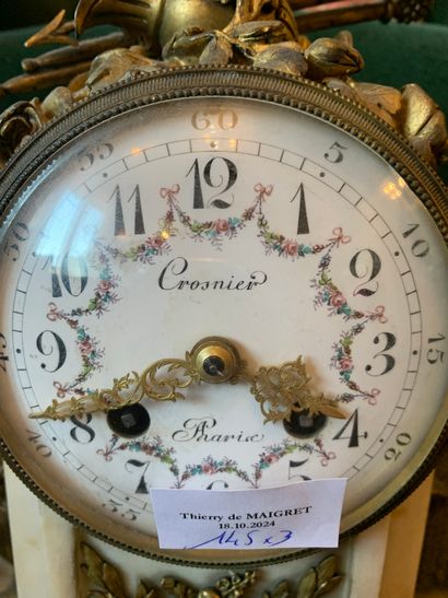 Garniture de cheminée : pendule et parie...