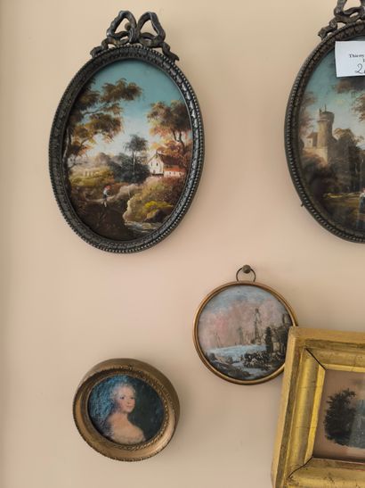 Lot de 8 miniatures de style et reproductions...