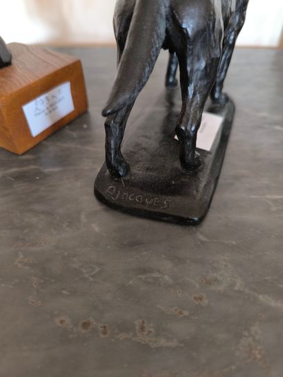 AJACQUES. Groupe chien.Bronze. Lo,g.: 19...