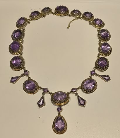Collier en vermeil 800°/°°à décor de maillons...