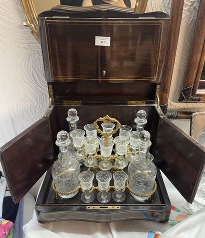Cave à liqueur en placage de palissandre...