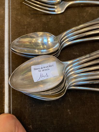 Partie de ménagère en métal argenté, Christofle...