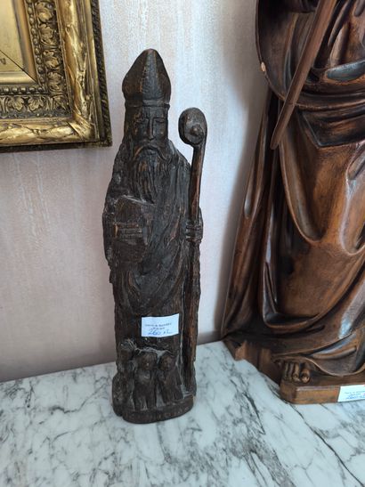 Figure de Saint en bois sculpté. Haut. 66...