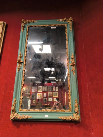 Miroir laqué turquoise et or, fin du XIXE,...