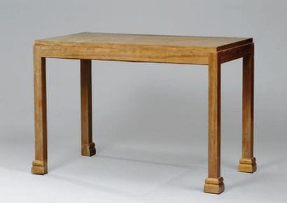 CHAREAU Pierre (1883-1950)
Bureau en noyer...