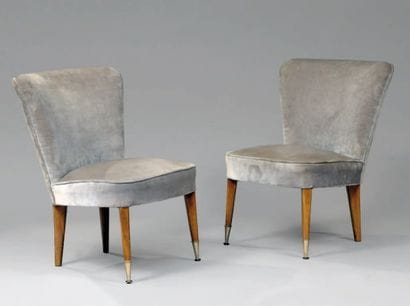 PONTI Gio
Paire de chaises à dossier évasé...