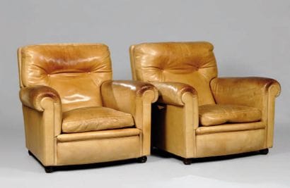 FAU Poltrona
Paire de fauteuils confortables...
