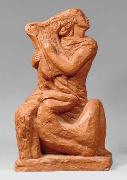KLEIN A
« Femme à la lyre ». Sujet en terre...