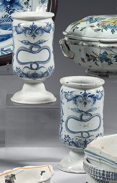 PARIS or Saint-Cloud
Two cylindrical earthenware...