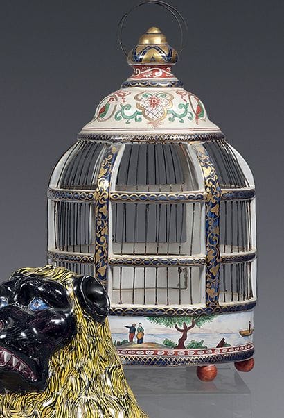 Delft style
Amusing circular earthenware...