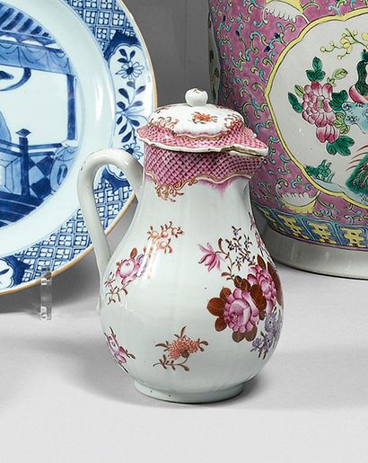 CHINA
Porcelain cup, saucer and sorbet with...