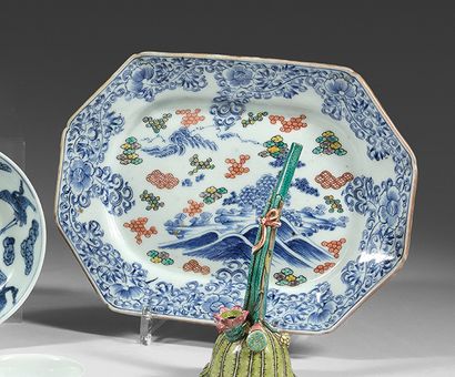 CHINA
Porcelain set including a rectangular...