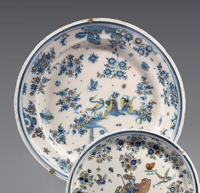 ALCORA
Large circular earthenware dish decorated...