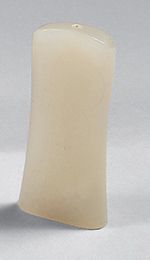 CHINA - 20th century
Celadon jade (nephrite)...
