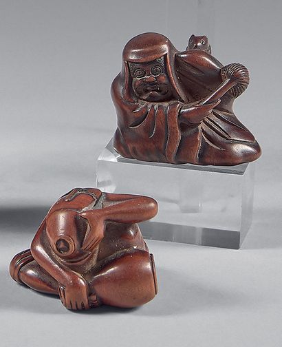JAPAN - MEIJI period (1868-1912)
Two boxwood...