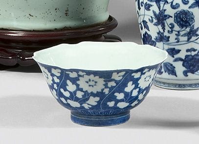 CHINA
Porcelain bowl with contoured rim,...