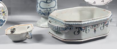 NEVERS
Rectangular earthenware jardiniere...