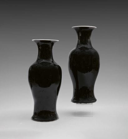 CHINA - 19th century
Pair of black enameled...