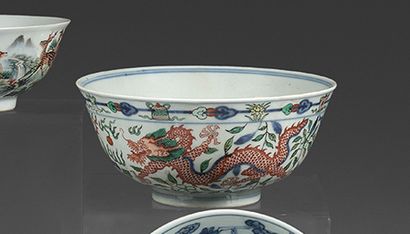 CHINA
Circular porcelain bowl decorated in...
