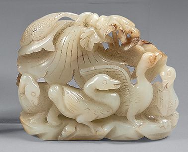 CHINA - 20th century
Celadon jade (nephrite)...