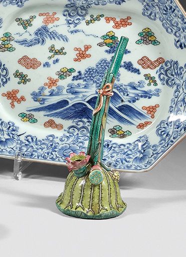 CHINA
Porcelain water pipe in the shape of...