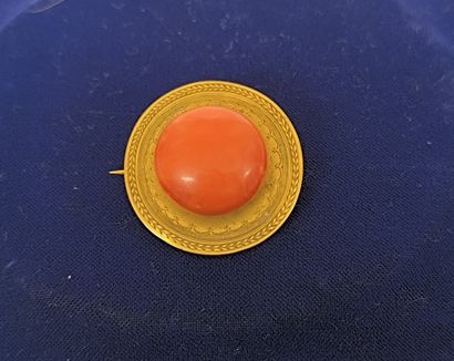 Brooch in 750°/°° gold with engraved palmettes,...