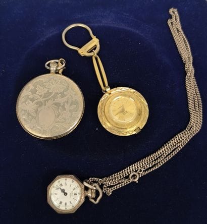 Set of three watches including : 
-Yema....