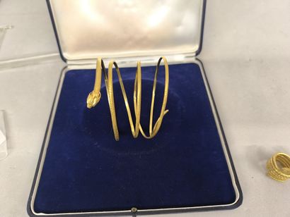 Half-set in 750°/°° gold, including bracelet...