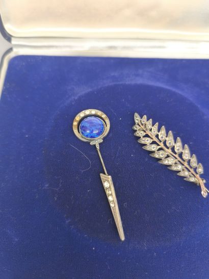 Silver-plated metal leaf brooch embellished...