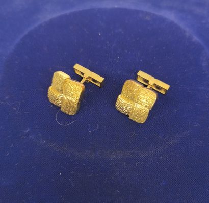Pair of guilloché gold 750°/°° cufflinks...