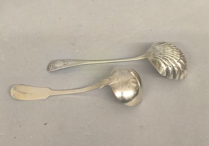 925°/°° silver sprinkling spoon with Louis...