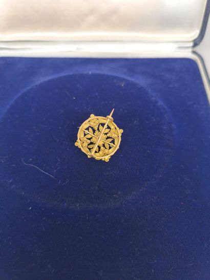 Brooch in 750°/°° gold with foliate motif,...