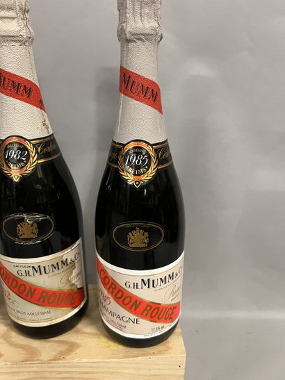 3 bottles CHAMPAGNE
