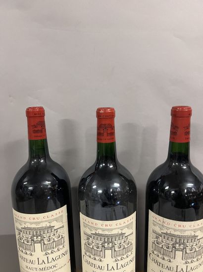 3 magnums Château LA LAGUNE, 3° cru Haut-Médoc...