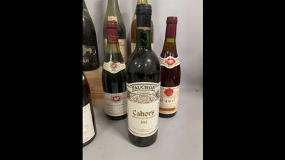 8 bottles MISCELLANEOUS (et, ela; Domaine...