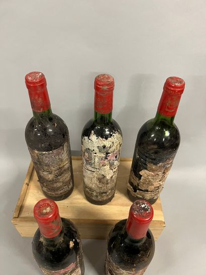 5 bottles Château MOUTON-ROTHSCHILD, 1° cru...