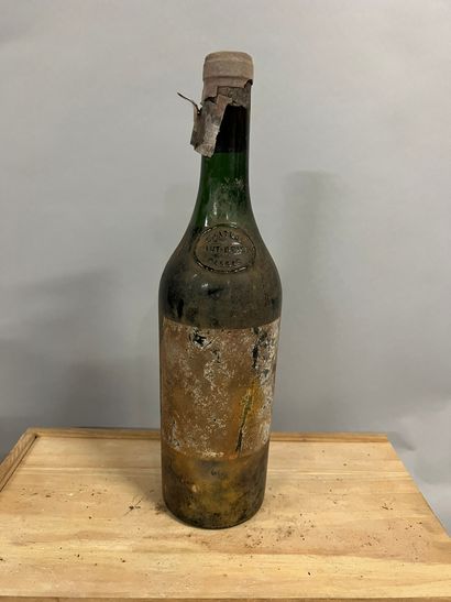 1 bottle Château HAUT-BRION, 1° cru Pessac-Léognan...
