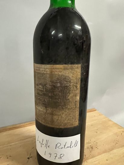 1 bottle Château LAFITE-ROTHSCHILD, 1° cruPauillac...