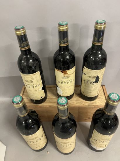 6 bottles Château MEYNEY, Saint-Estèphe 2002...