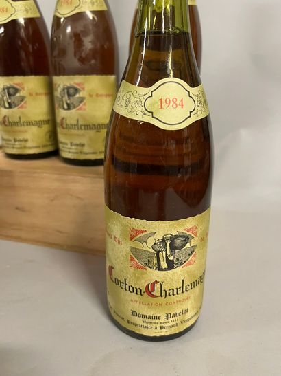 5 bottles CORTON CHARLEMAGNE, Pavelot 19...