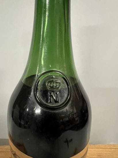 1 bottle COGNAC Napoléon, (