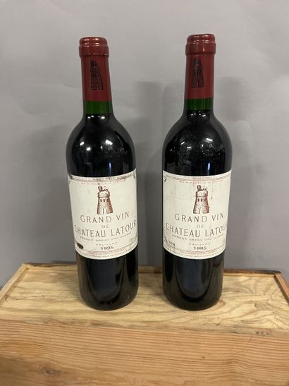 2 bottles Château LATOUR, 1° cru Pauillac...