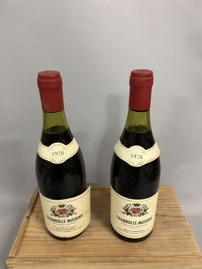 2 bottles CHAMBOLLE-MUSIGNY M. Régnier 1978...