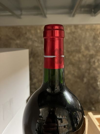 1 magnum Château LILIAN-LADOUYS, Saint-Estèphe...