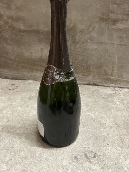 1 bottle vintage CHAMPAGNE, Krug 1981 (ea,...