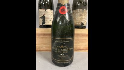 3 bottles CHAMPAGNE Moët & Chandon (ea, including...